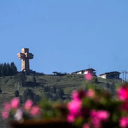 Haus-mitterhorn-im-pillerseetal-ferienwohnung-b